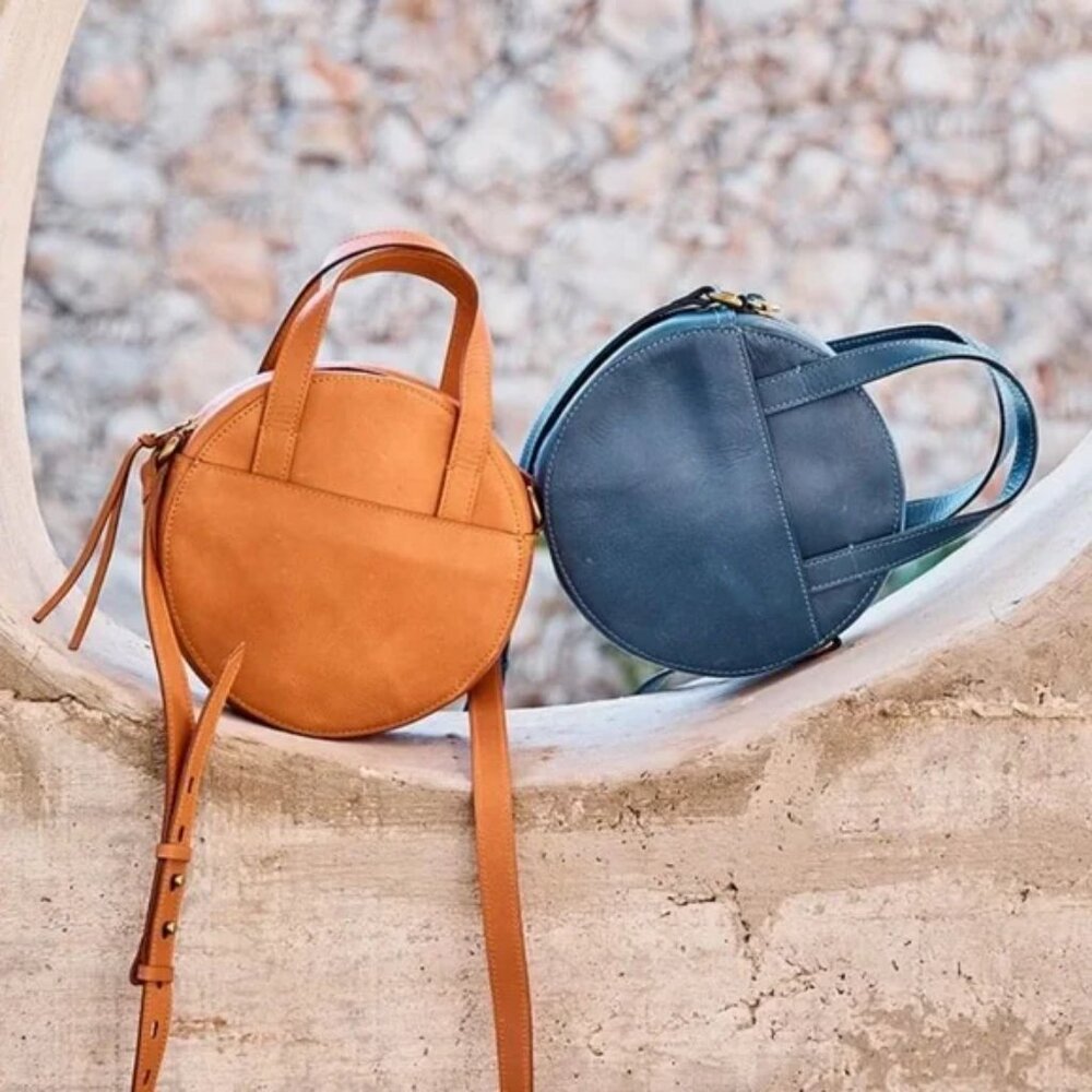 Madewell "Juno" Crossbody Round Bag Saddle Leather - Picture 7 of 7
